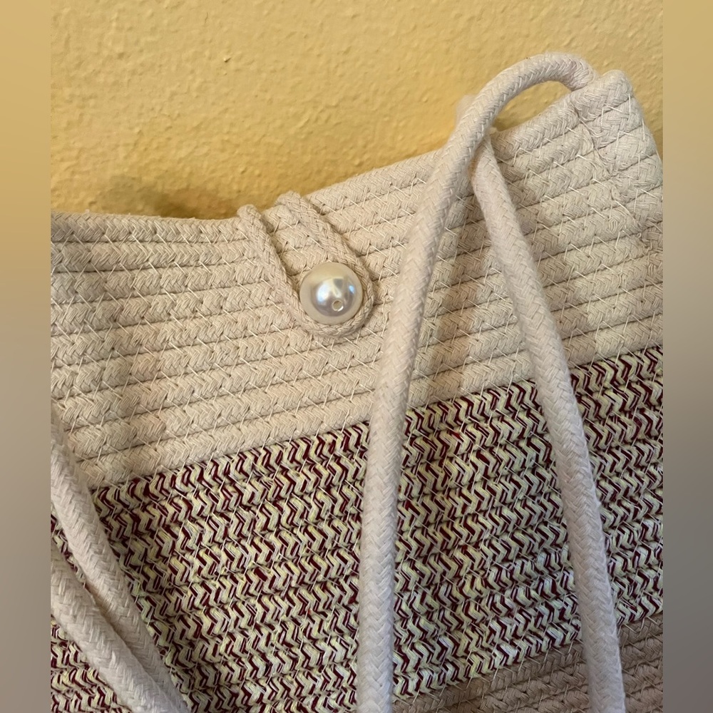 BEYA Rope/Jute Bucket Style Purse - Picture 2 of 9